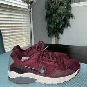 Nike Air Zoom Pegasus Maroon Sneakers Size 10